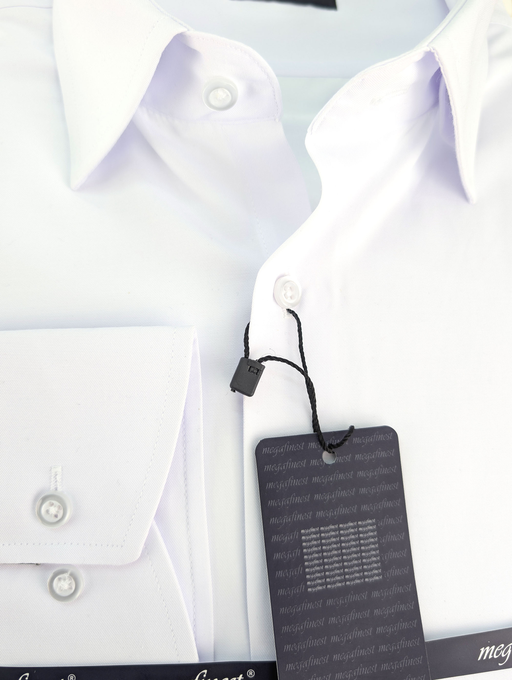 Biała Koszula Męska gładka z kołnierzykiem, długim rękawem 301